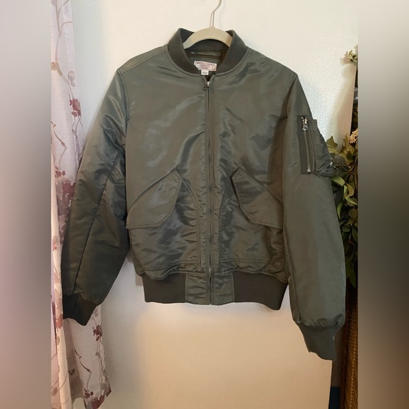 J.crew x Wallace & Barnes MA-1 PrimaLoft Bomber - Picture 2 of 8